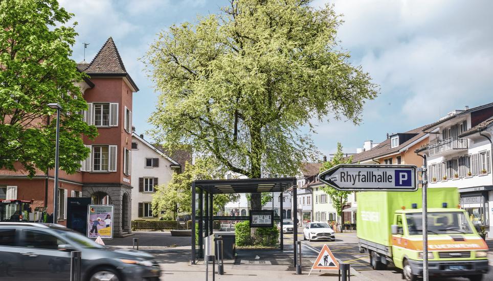 Blick auf das Gemeindehaus an der Zentralstrasse in Neuhausen, am Mittwoch, 05. Mai 2023. (Melanie Duchene / Schaffhauser Nachrichten)