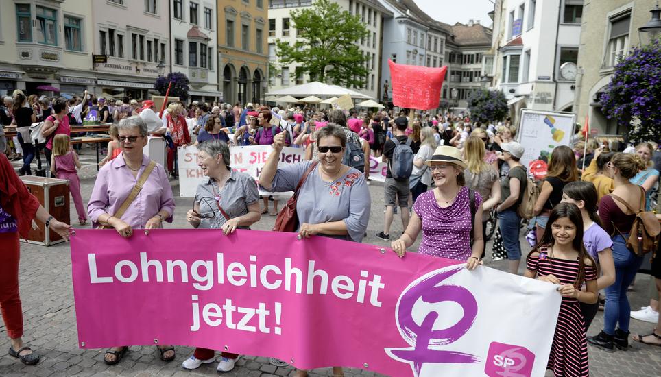 Gleichstellung: Passanten In Der Schaffhauser Altstadt Sind Geteilter ...