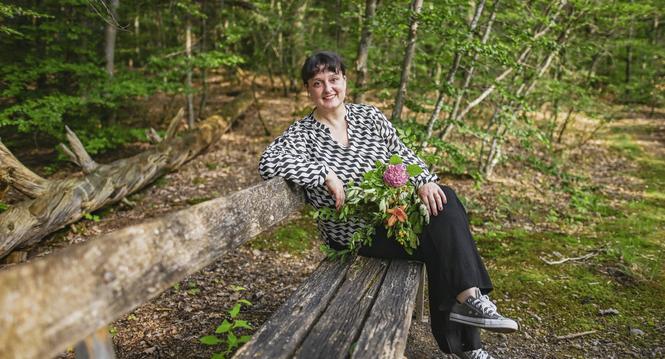 Portrait von Regierungsrat Kandidatin Bettina Looser, SP, im Wald auf der Geissberg, am Dienstag, 25 Juni 2024. (Melanie Duchene / Schaffhauser Nachrichten)