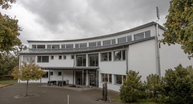 Bilder der Gemeinden fï¿ï¾¼rs Archiv Bild zeigt Schule in Buchberg-Rï¿ï¾¼dlingen fotografiert am 04.10.2024, in Buchberg-Rï¿ï¾¼dlingen. (Laurin Werner / Schaffhauser N